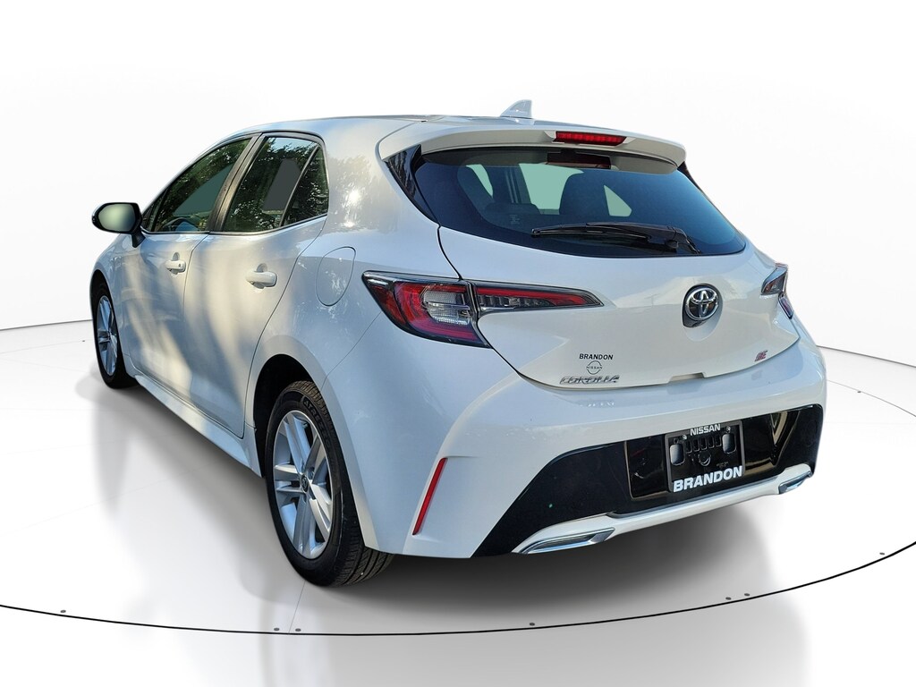 Used 2020 Toyota Corolla Hatchback SE Hatchback