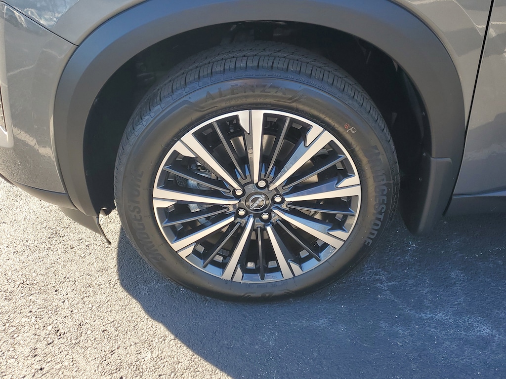 New 2026 Nissan Pathfinder Platinum SUV