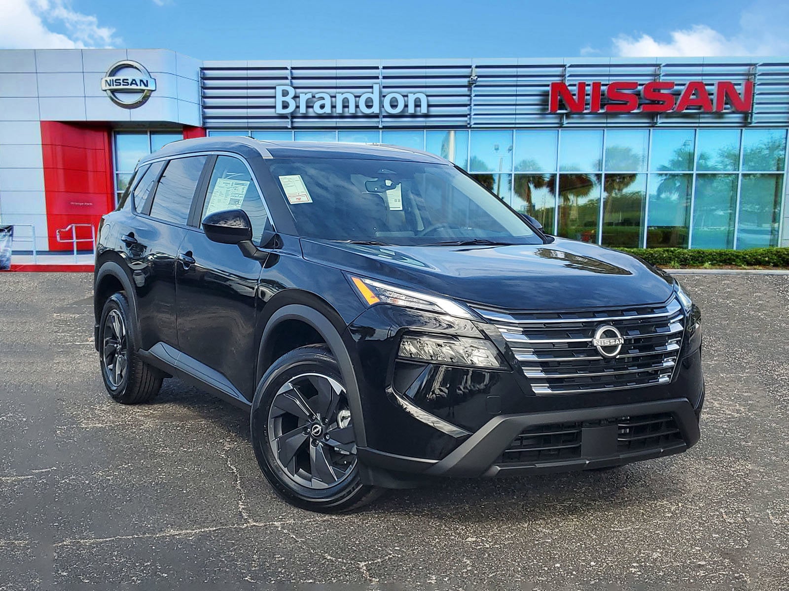 2026 Nissan Rogue SV's photo