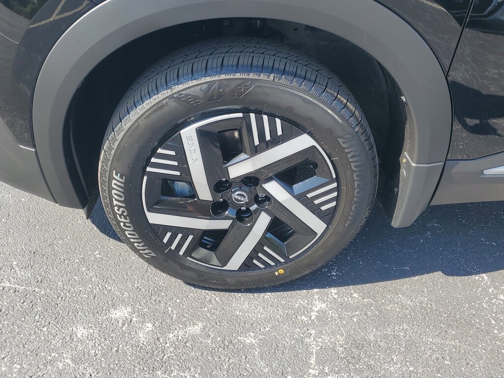 New 2026 Nissan Kicks SV SUV