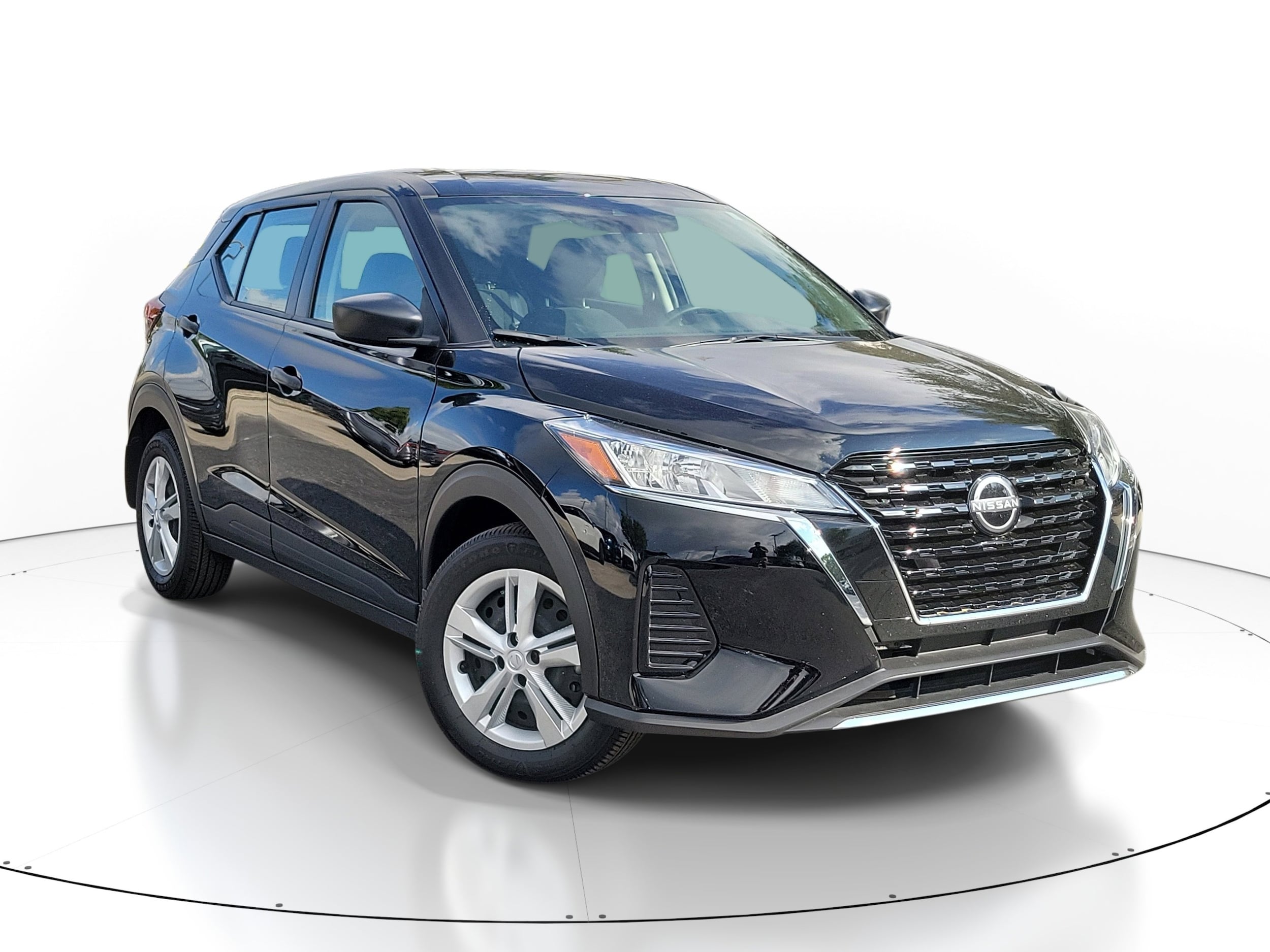 2024 Nissan Kicks 1.6 S's photo