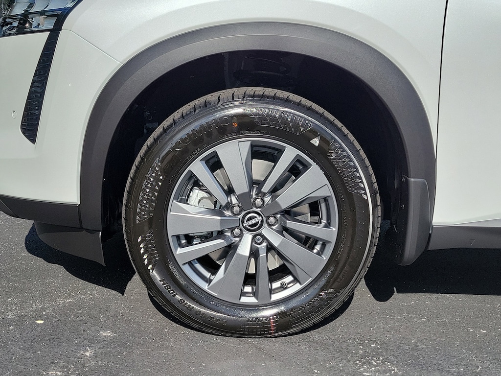 New 2026 Nissan Pathfinder SV SUV