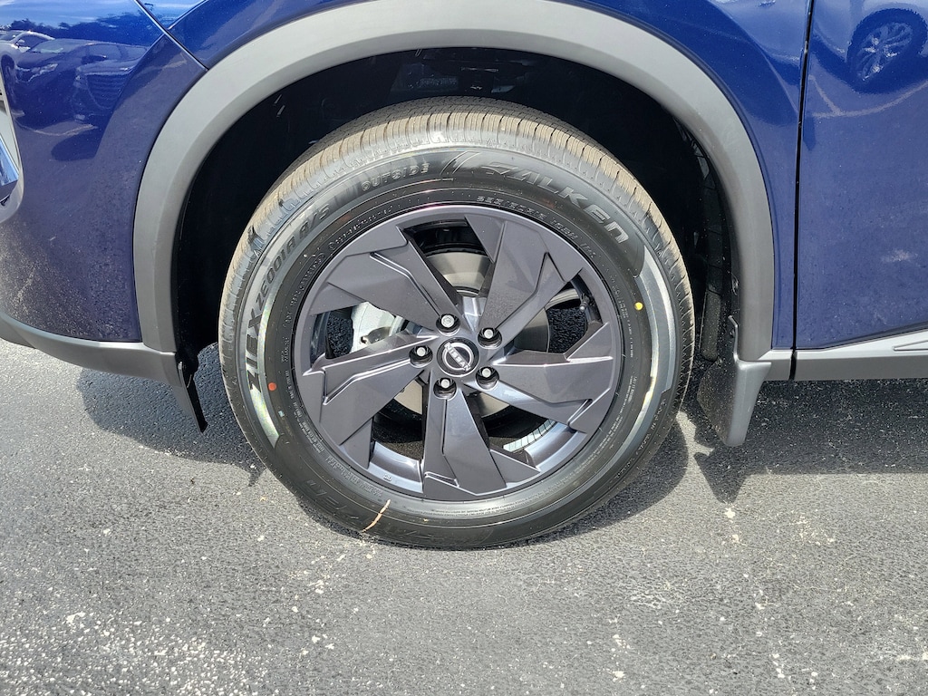 New 2026 Nissan Rogue SV SUV
