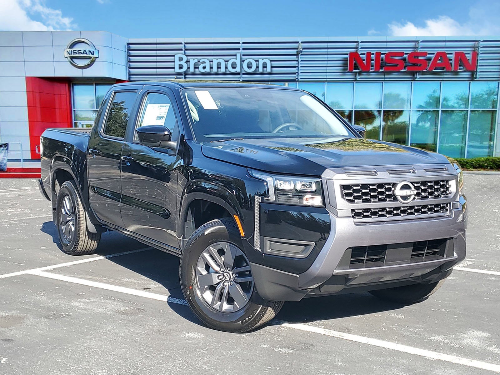 2026 Nissan Frontier SV's photo