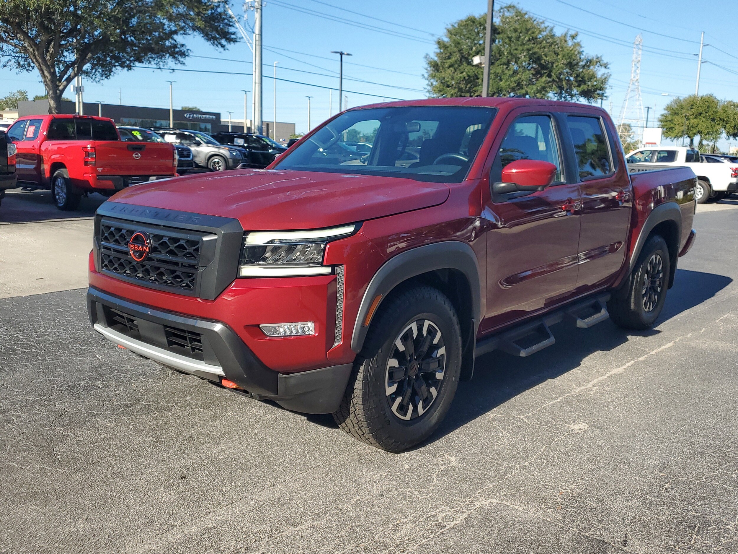 2023 Nissan Frontier PRO-X photo 3