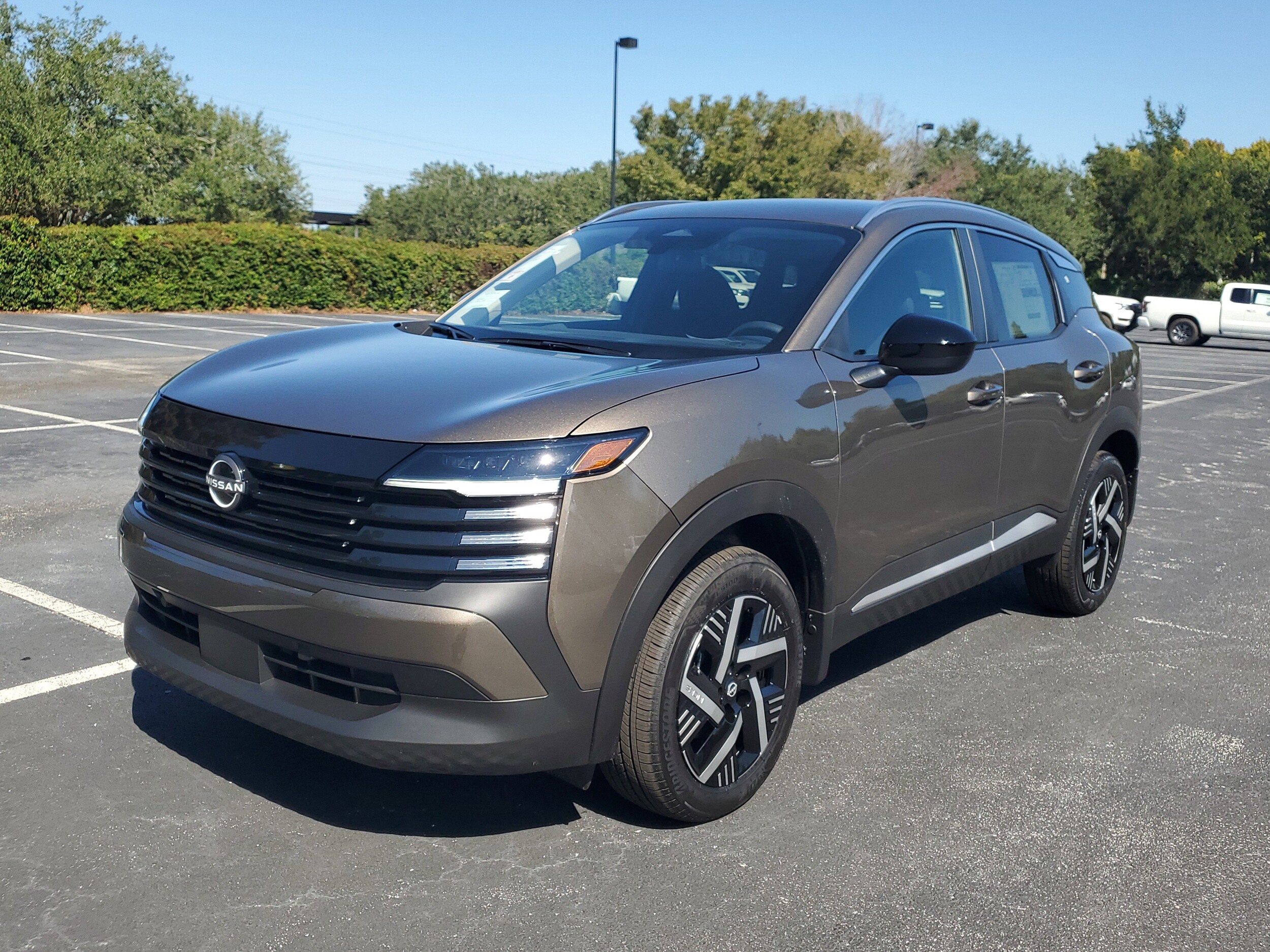 2026 Nissan Kicks SV photo 3