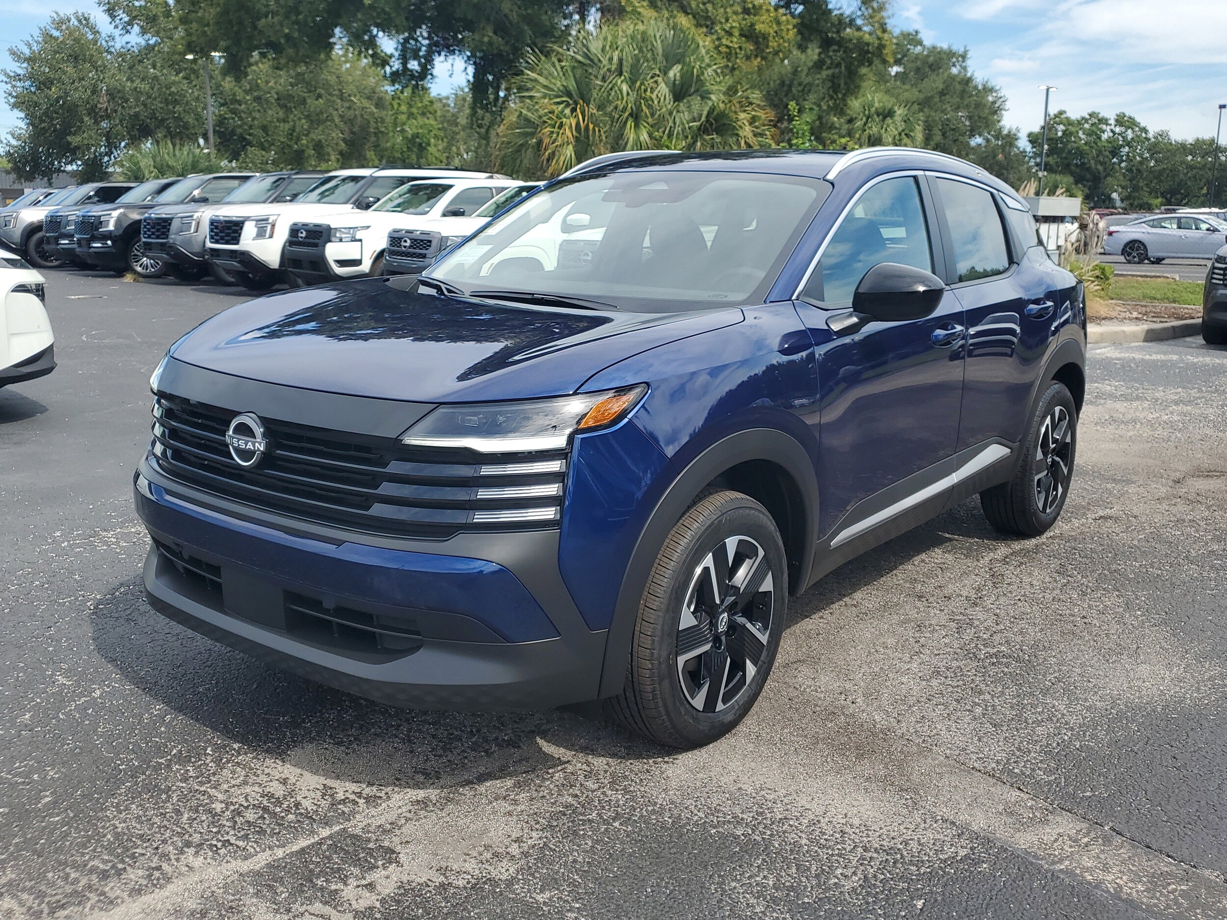 2026 Nissan Kicks SV photo 3