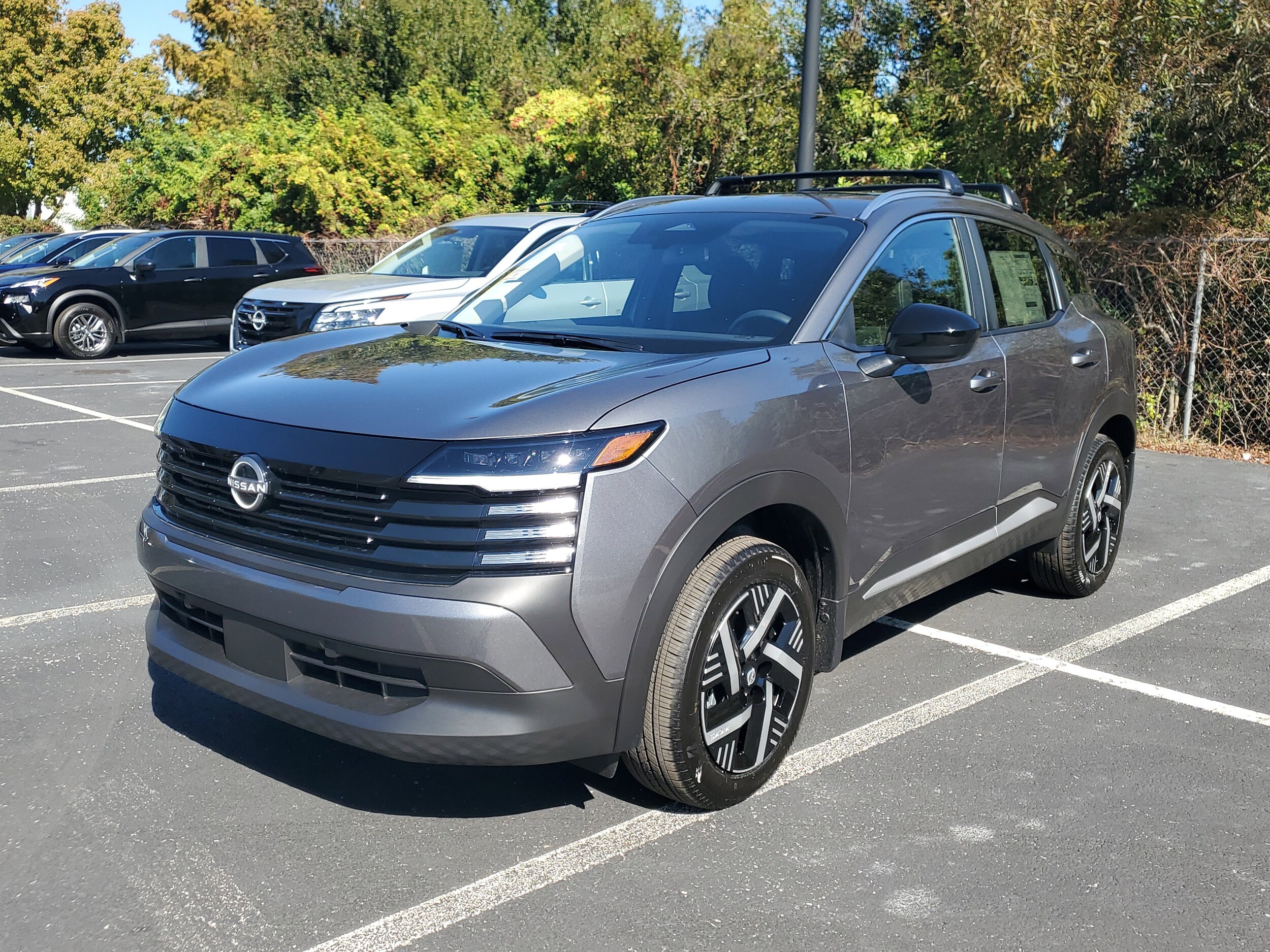 2026 Nissan Kicks SV photo 3