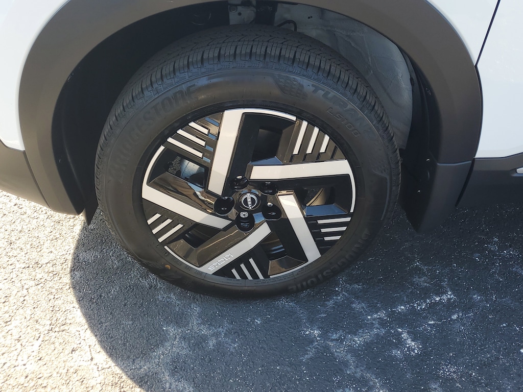 New 2026 Nissan Kicks SV SUV