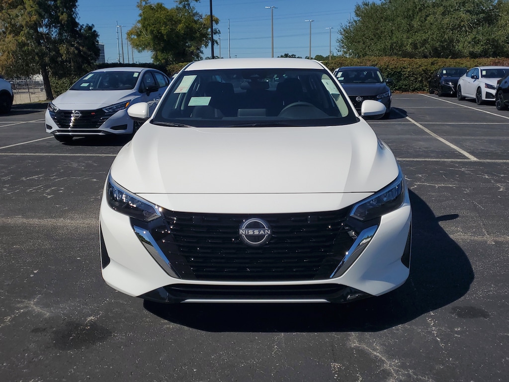 New 2025 Nissan Sentra SV Sedan