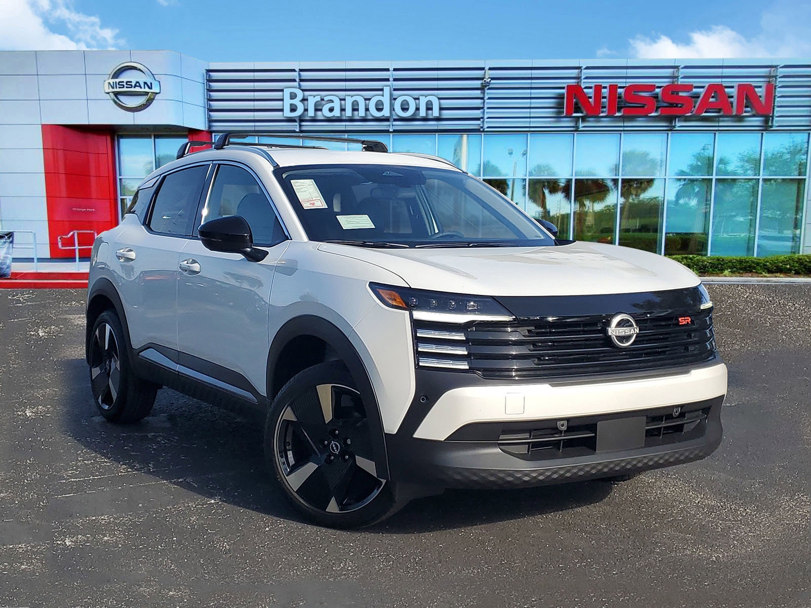 2026 Nissan KICKS SR AWD's photo