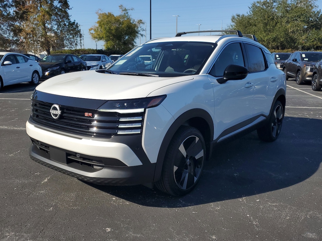 New 2026 Nissan Kicks SR SUV