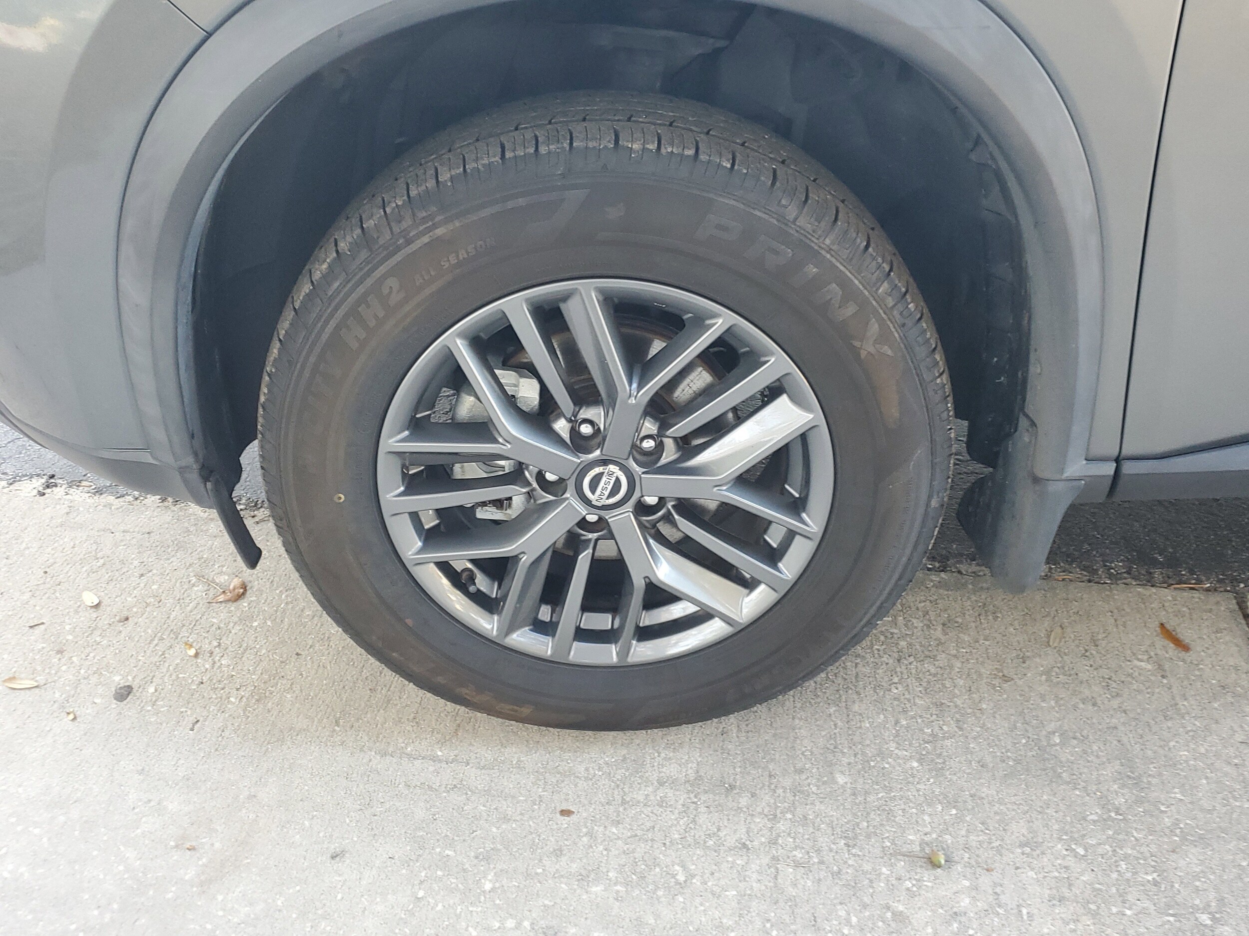 2021 Nissan Rogue S photo 3