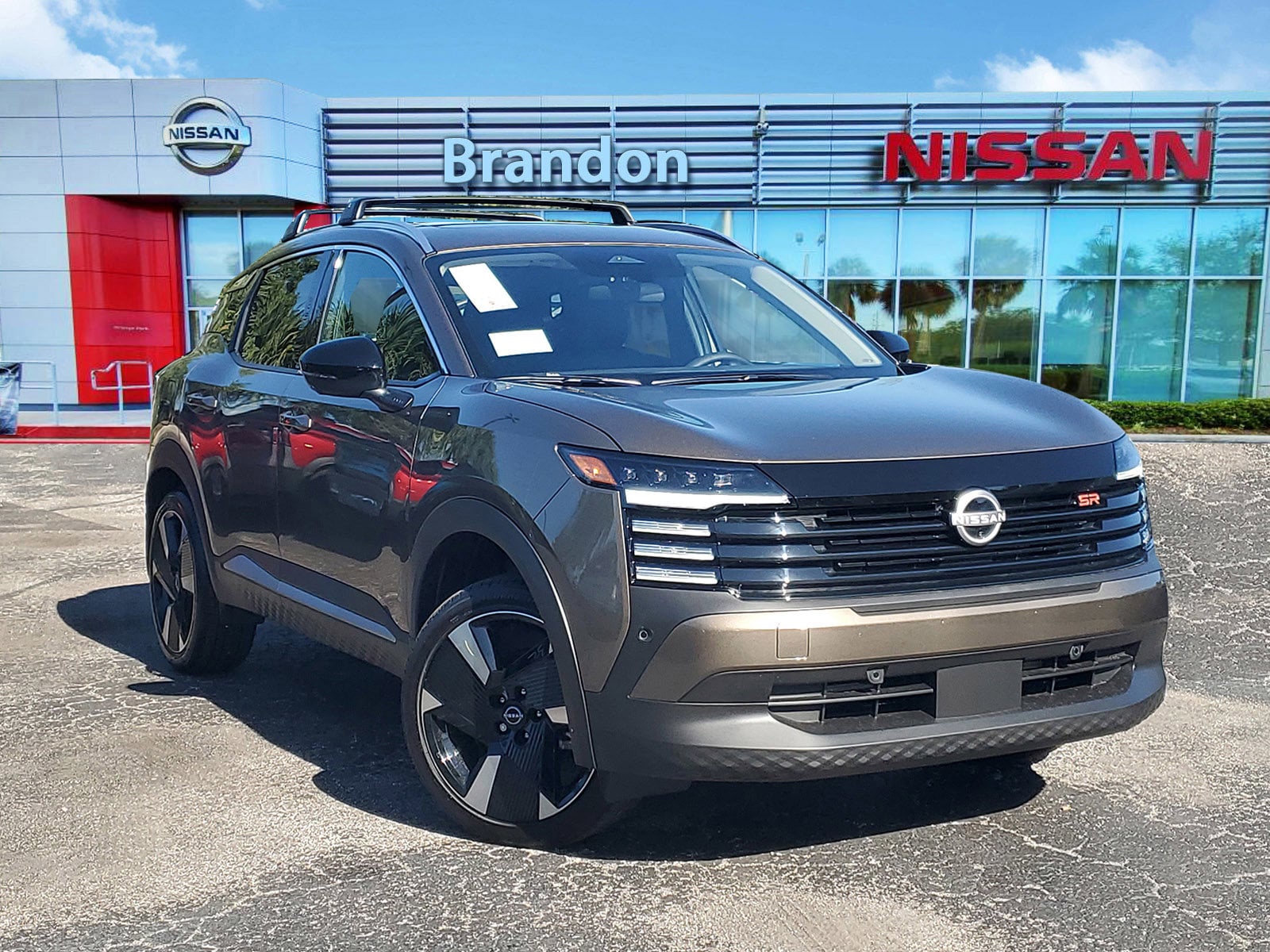 2026 Nissan KICKS SR AWD's photo