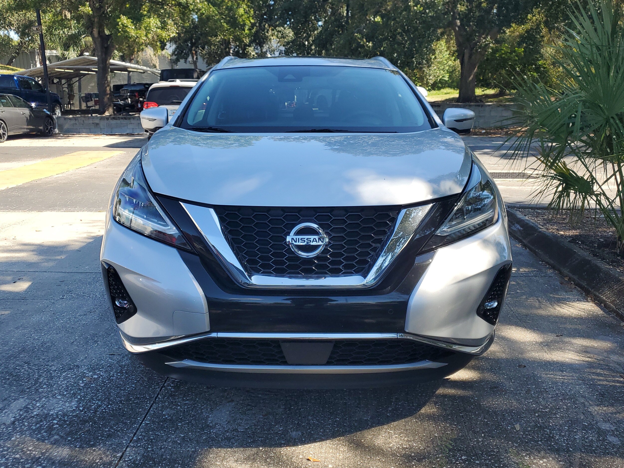 2021 Nissan Murano Platinum photo 2