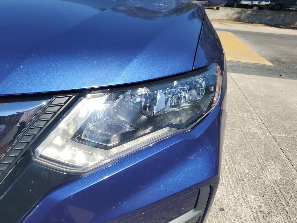 Used 2020 Nissan Rogue SV SUV