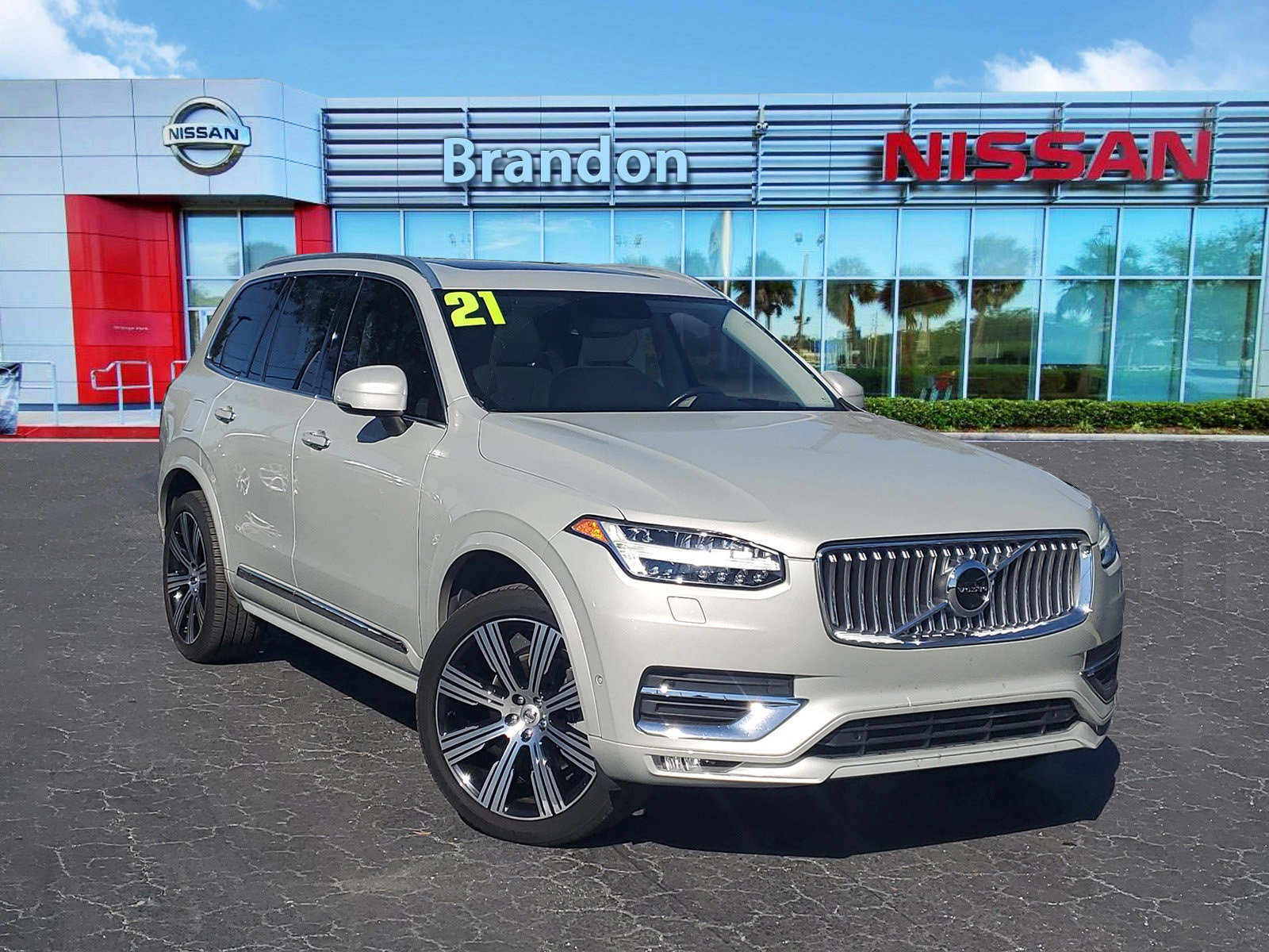 2021 Volvo XC90 Inscription's photo