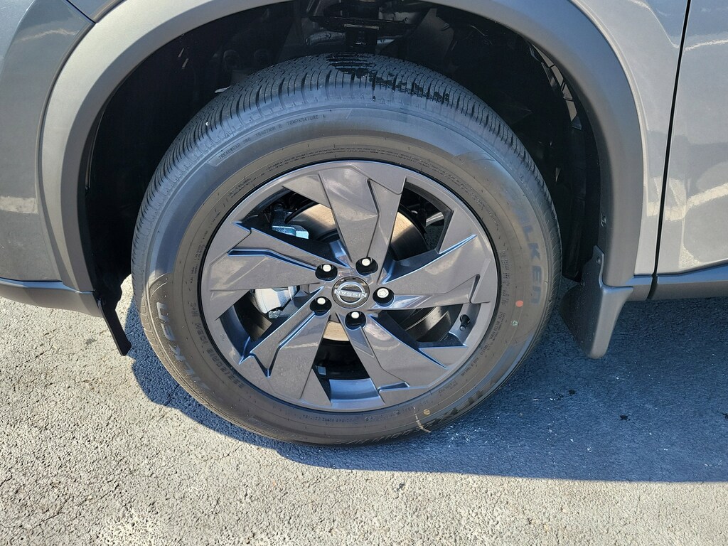 New 2026 Nissan Rogue SV SUV