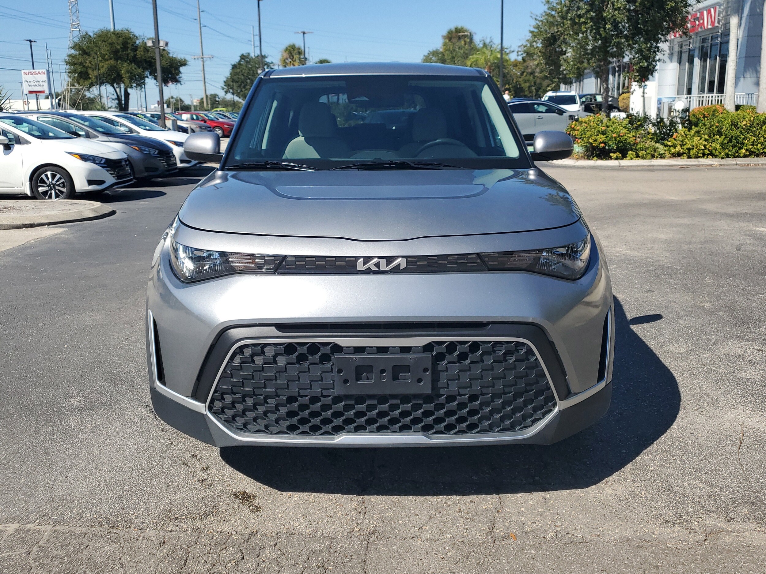 2023 Kia Soul LX photo 2