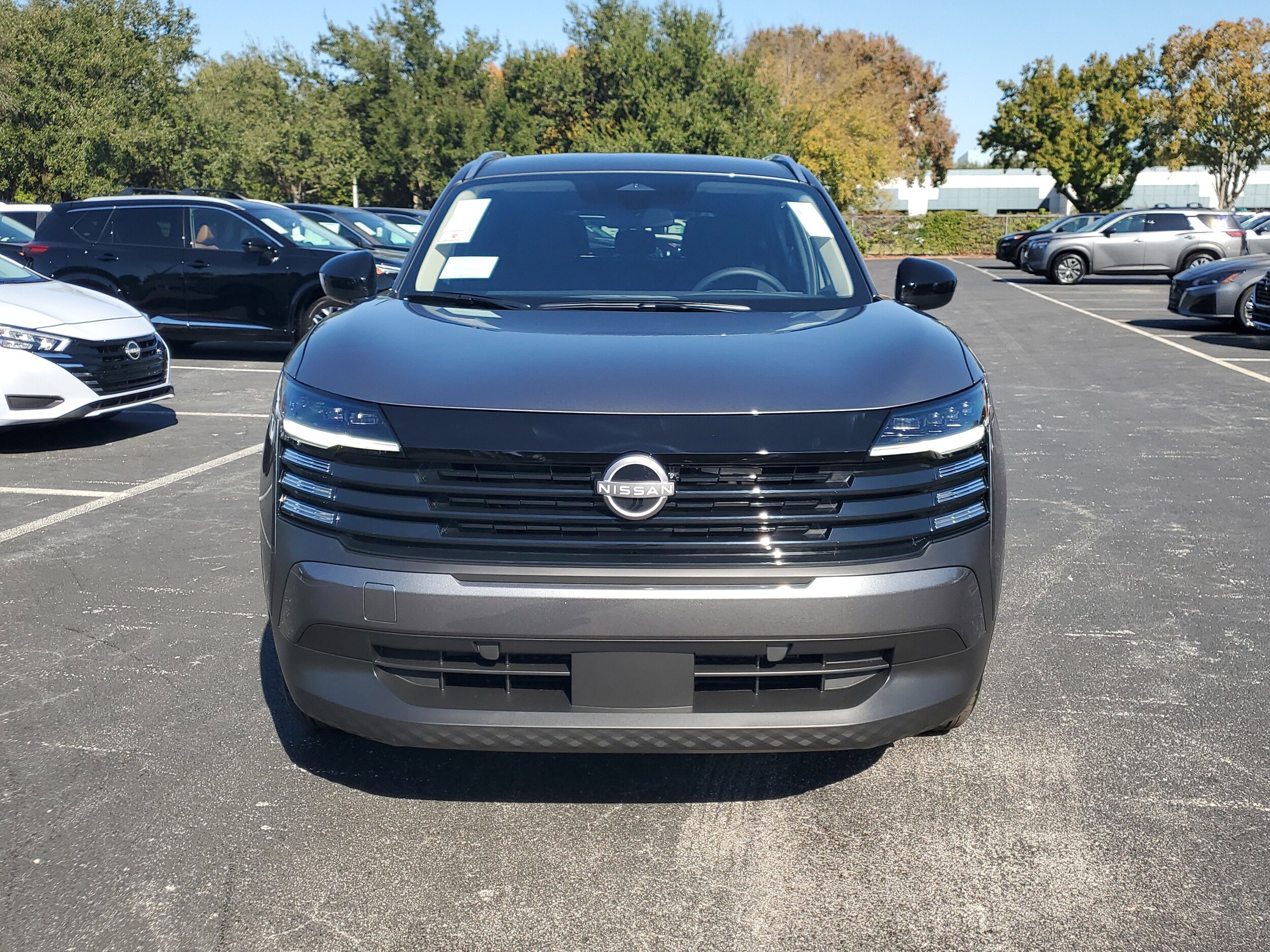 2026 Nissan Kicks SV photo 2