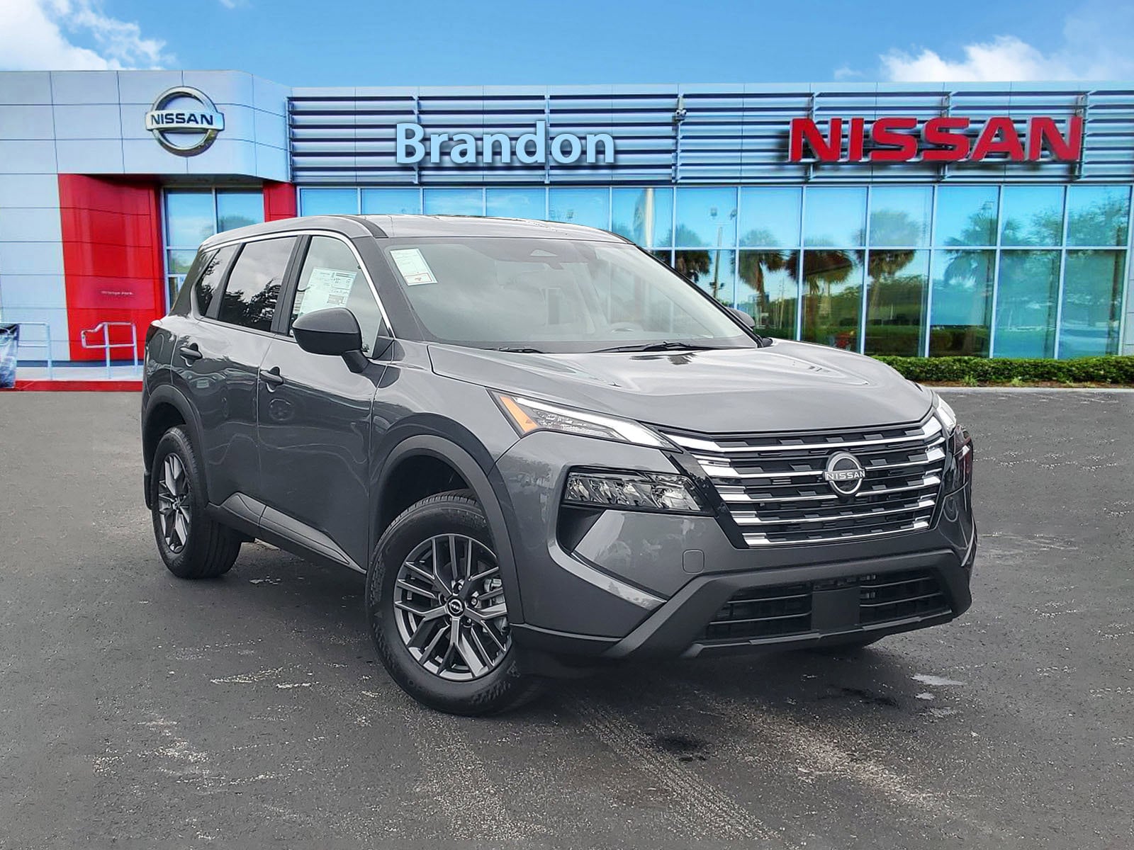 2026 Nissan Rogue S's photo