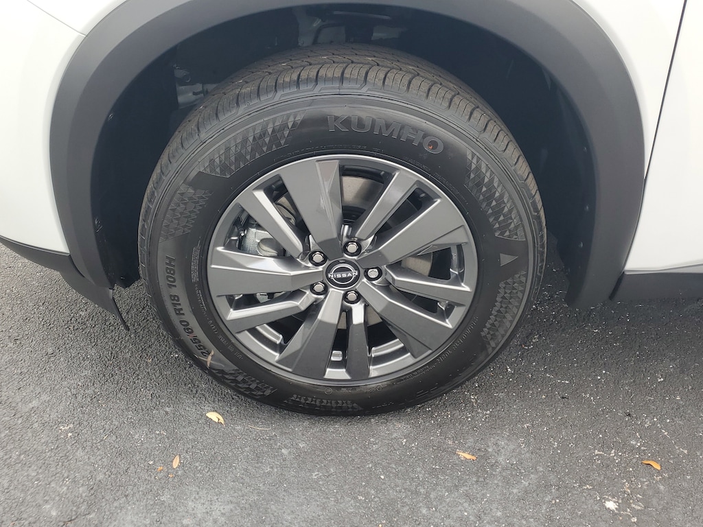 New 2026 Nissan Pathfinder SV SUV