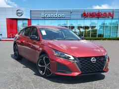 2025 Nissan Altima SR Sedan