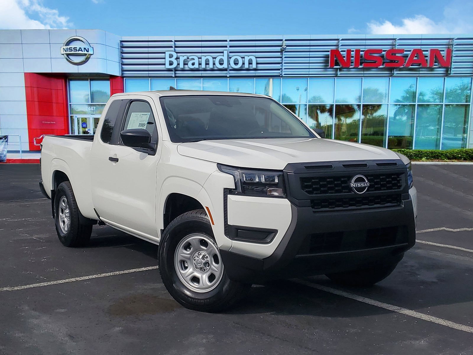 2026 Nissan Frontier S's photo