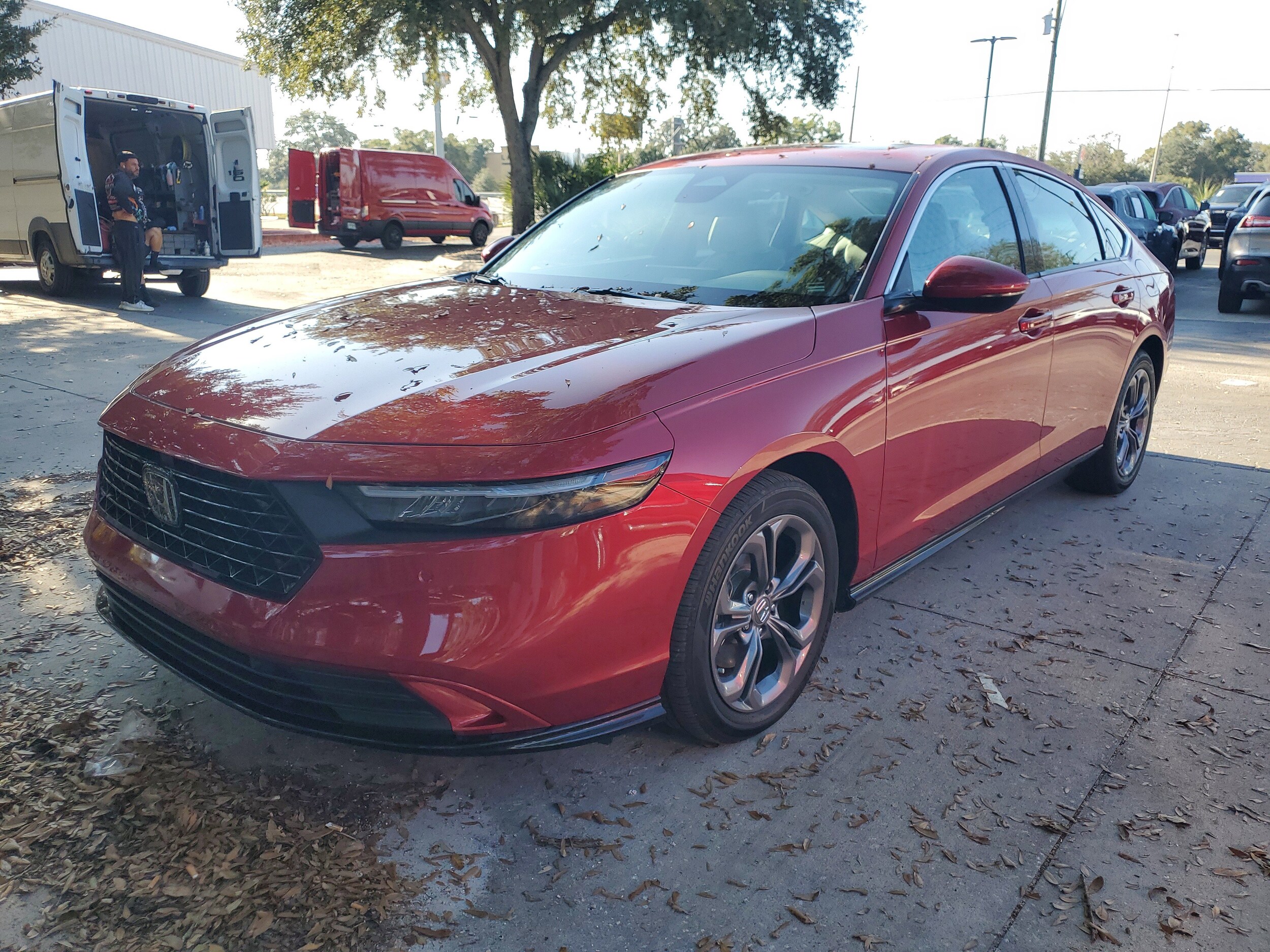 2024 Honda Accord Hybrid EX-L photo 2