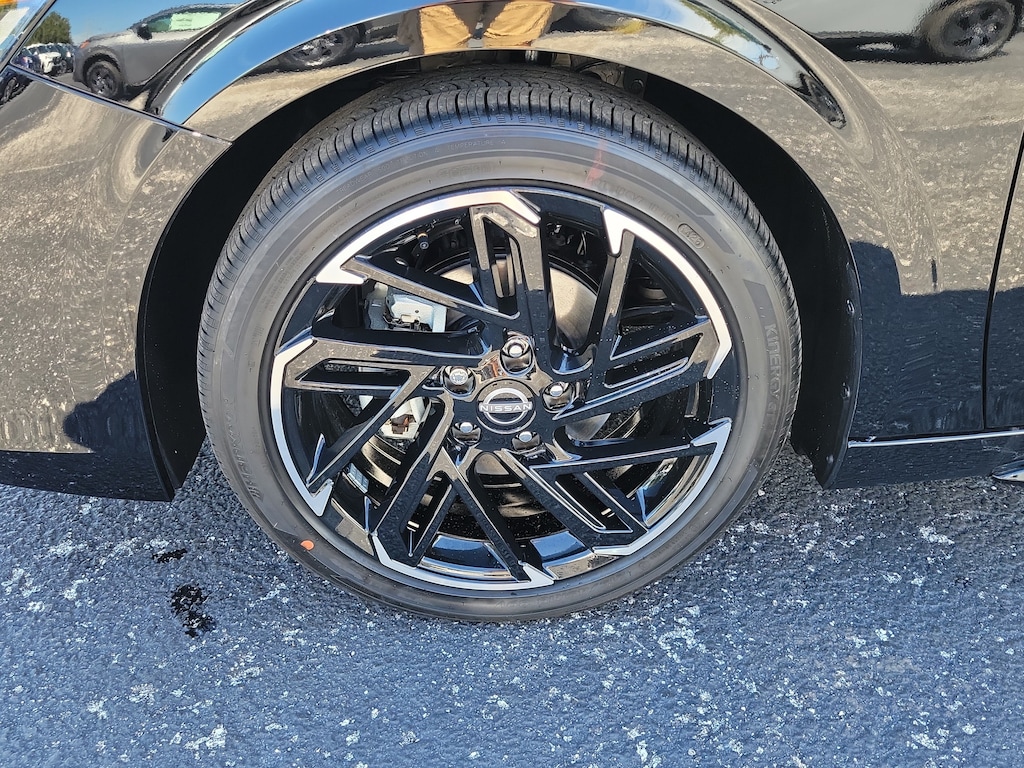 New 2027 Nissan Sentra SR Sedan