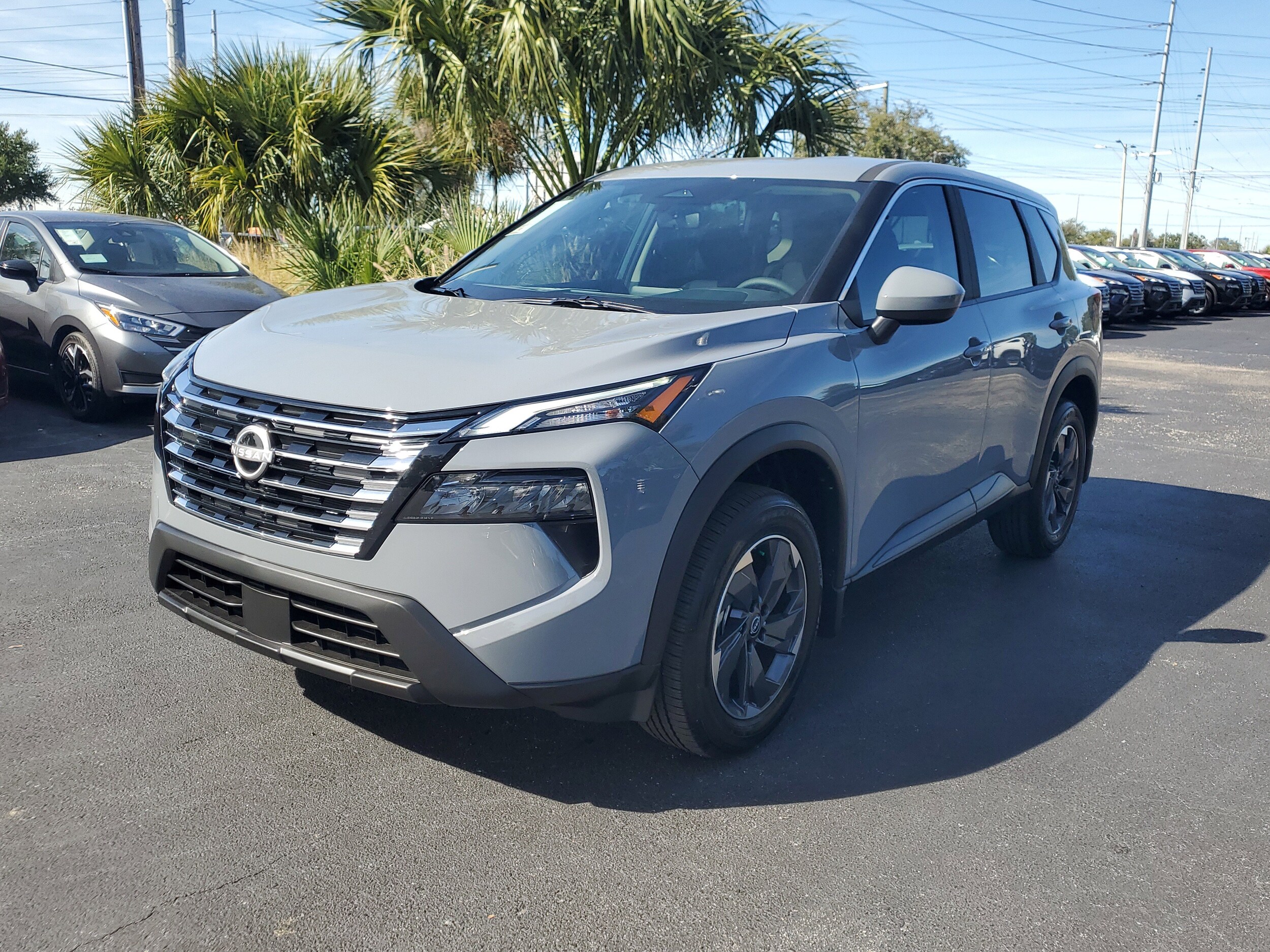 2026 Nissan Rogue SV photo 3