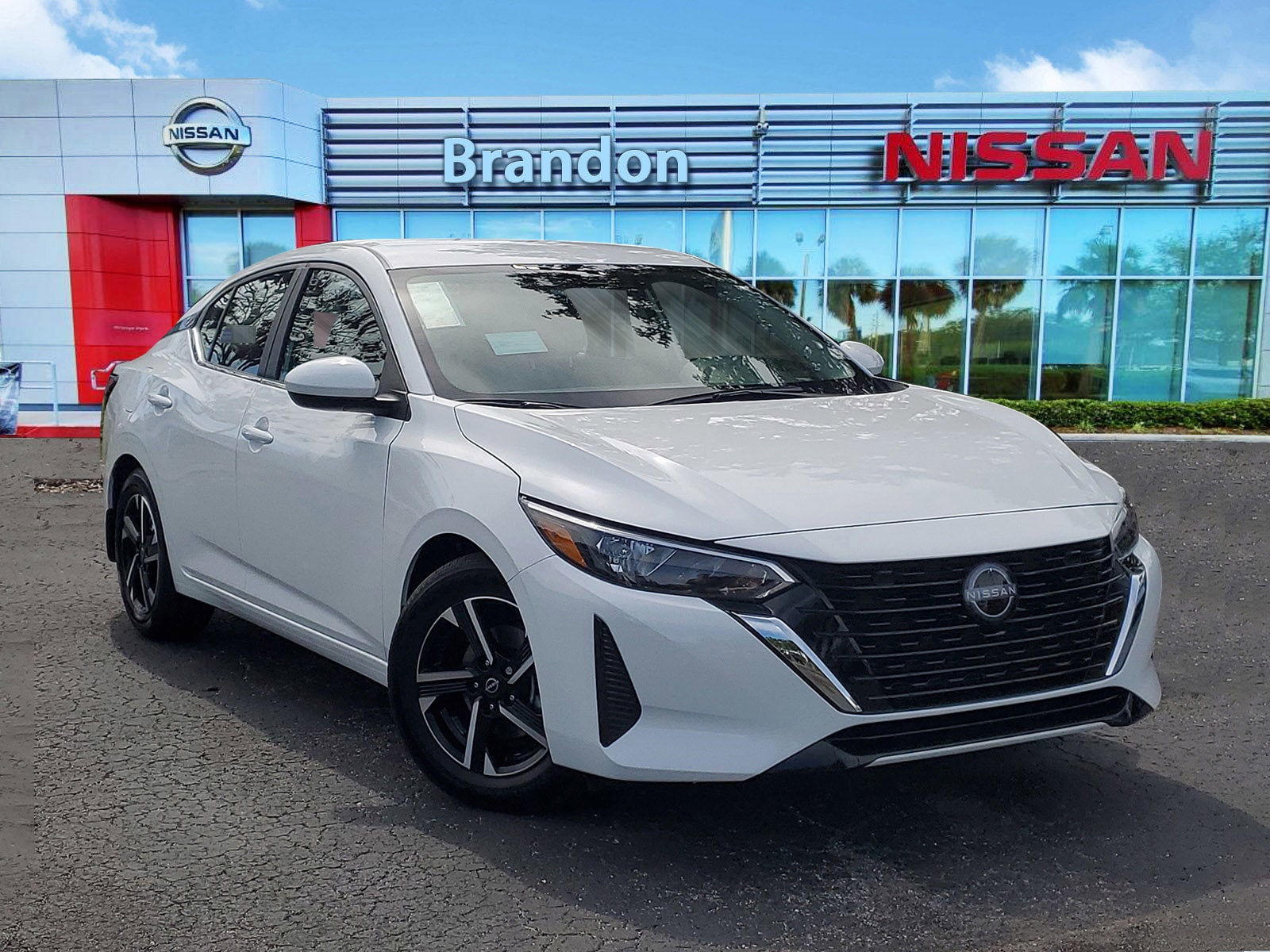 2025 Nissan Sentra SV's photo