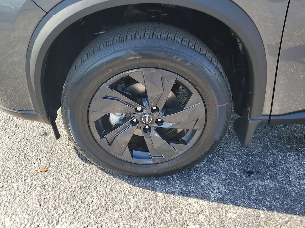 New 2026 Nissan Rogue SV SUV