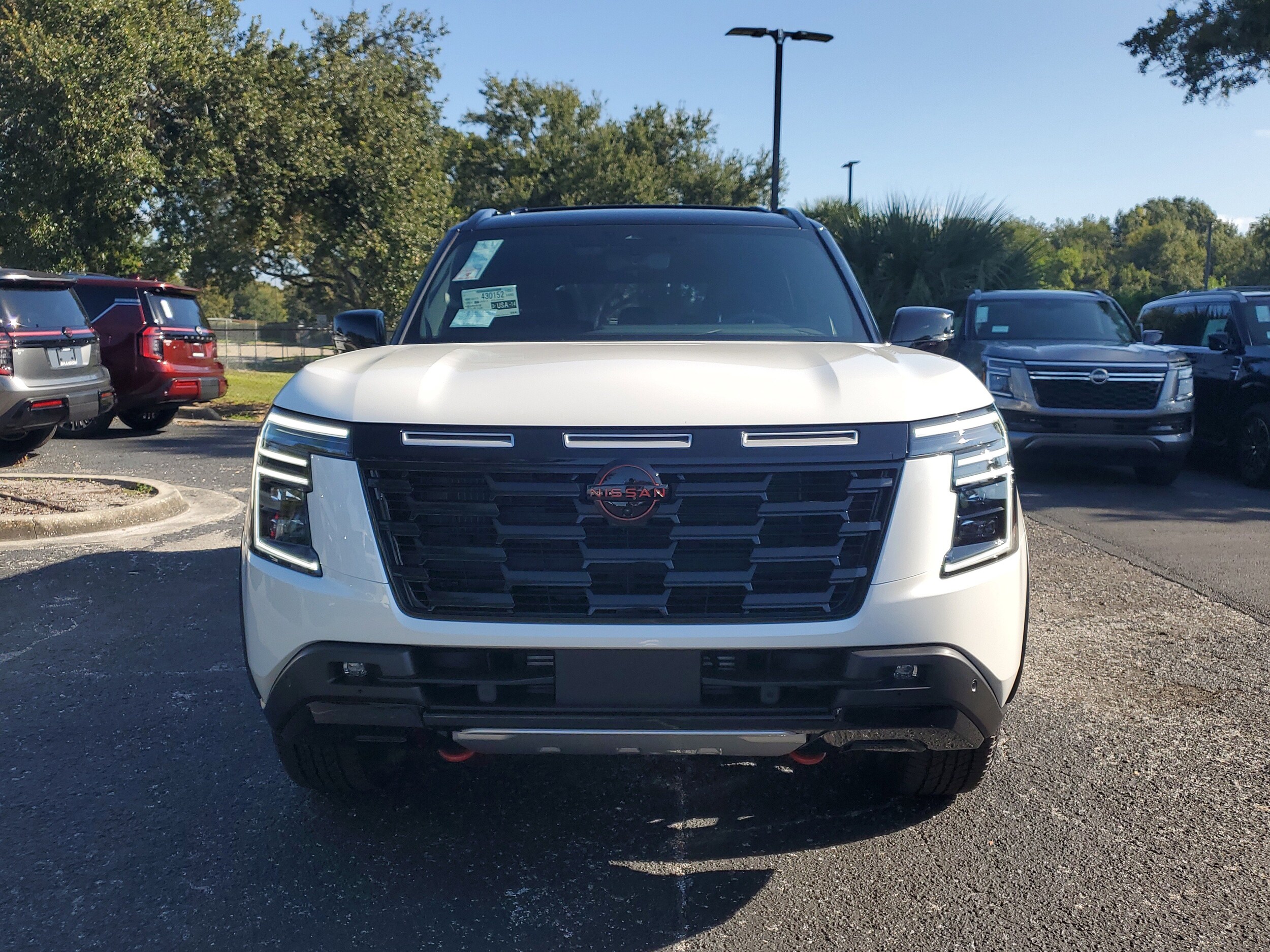 2026 Nissan Armada photo 2