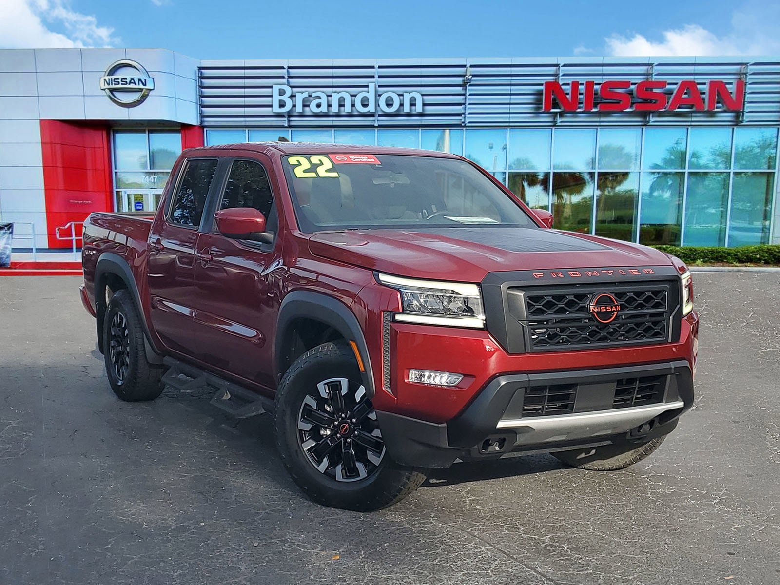 2022 Nissan Frontier PRO-X's photo