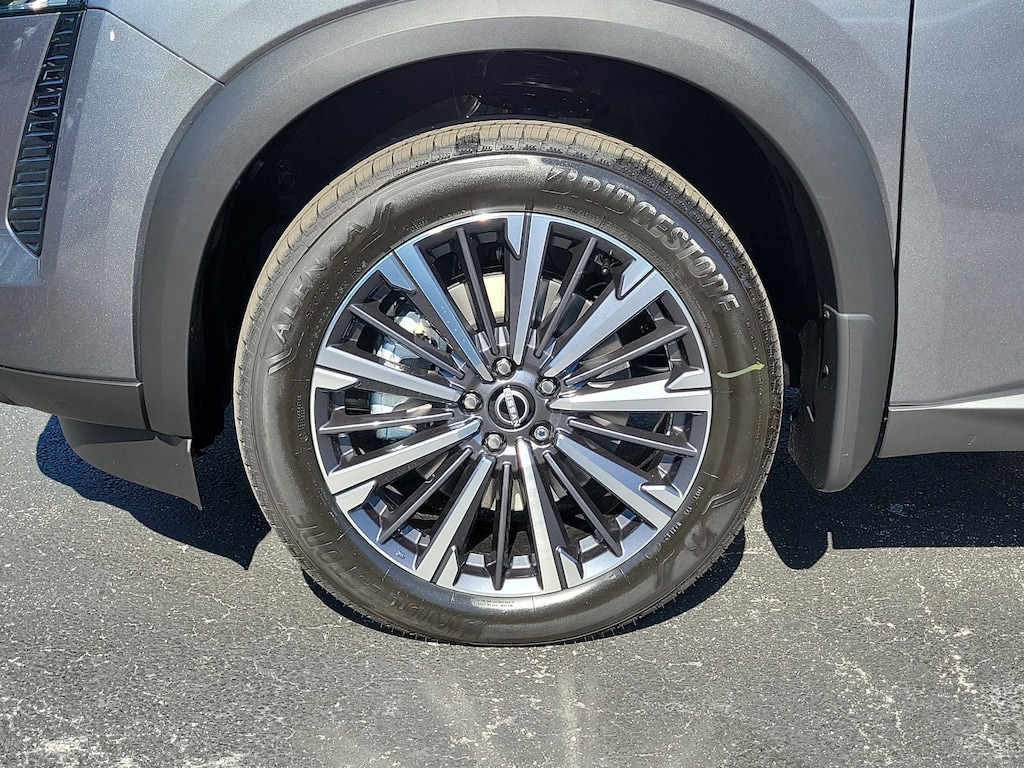 New 2026 Nissan Pathfinder Platinum SUV