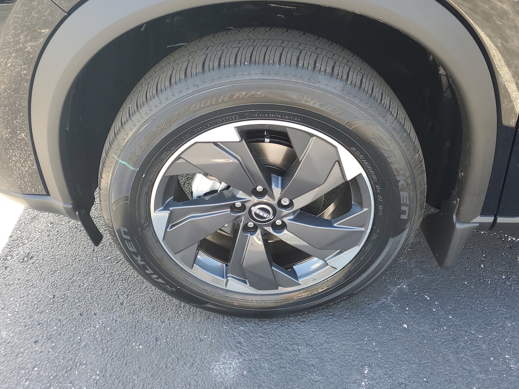 New 2026 Nissan Rogue SV SUV