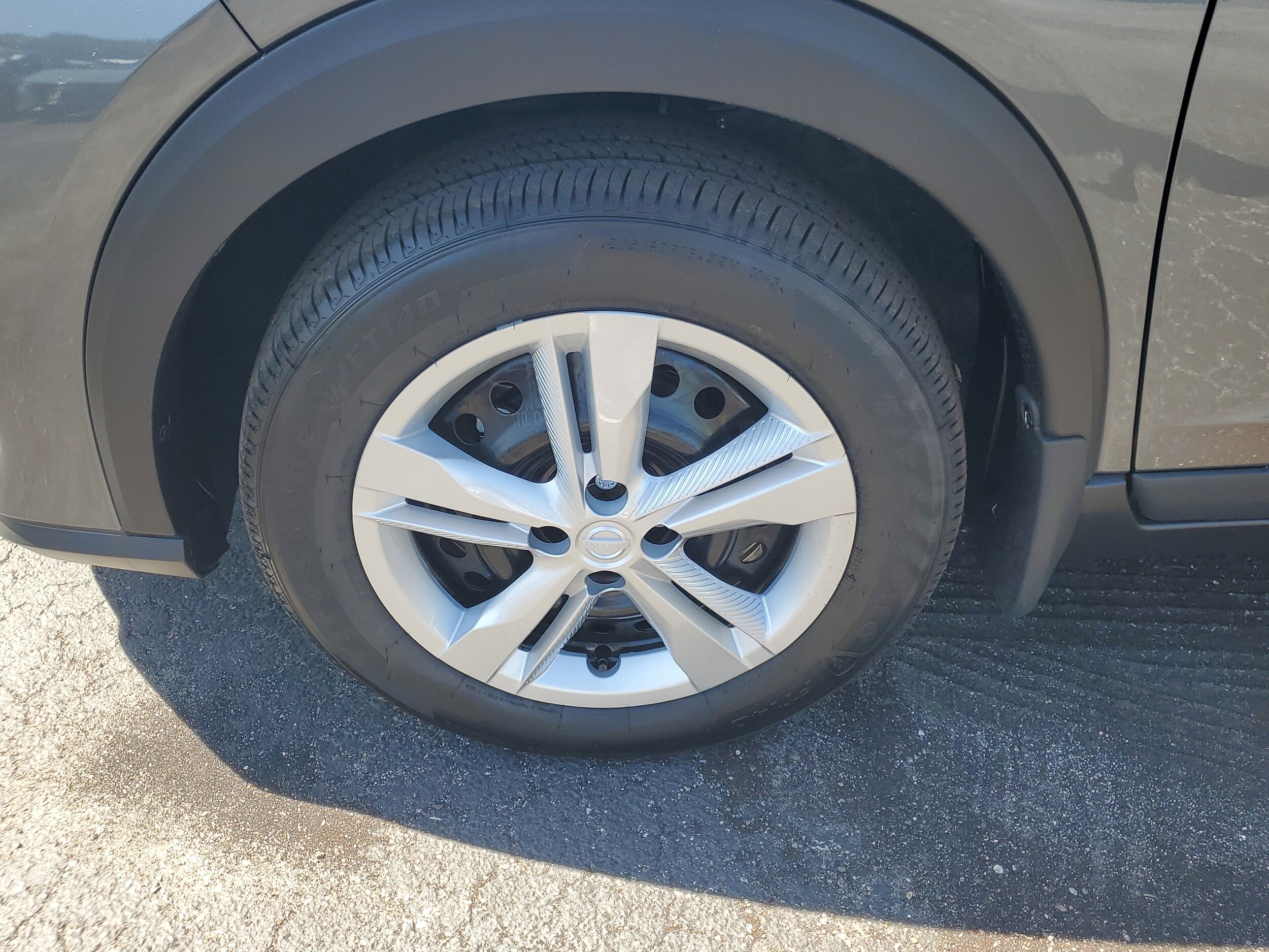 2025 Nissan Kicks Play S photo 4