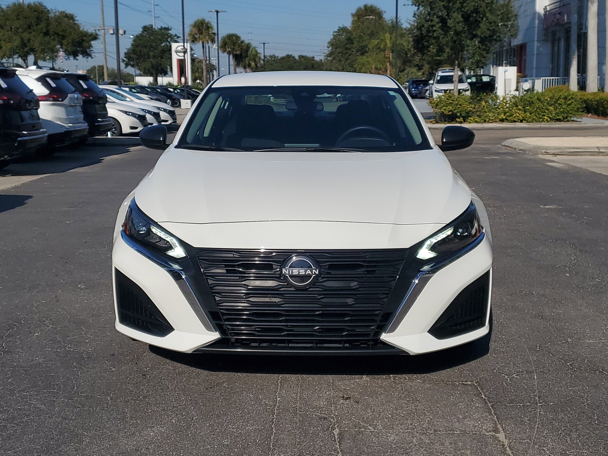 2024 Nissan Altima 2.5 S photo 2