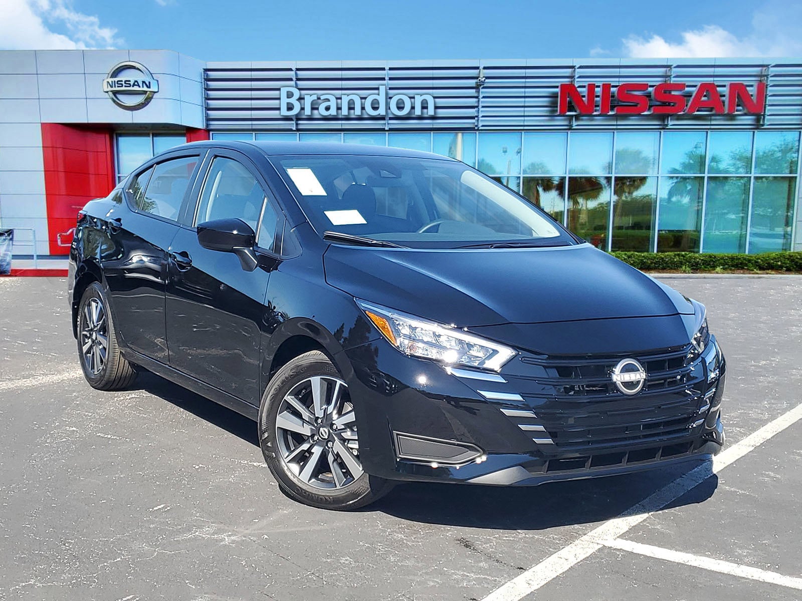 2025 Nissan Versa Sedan SV's photo