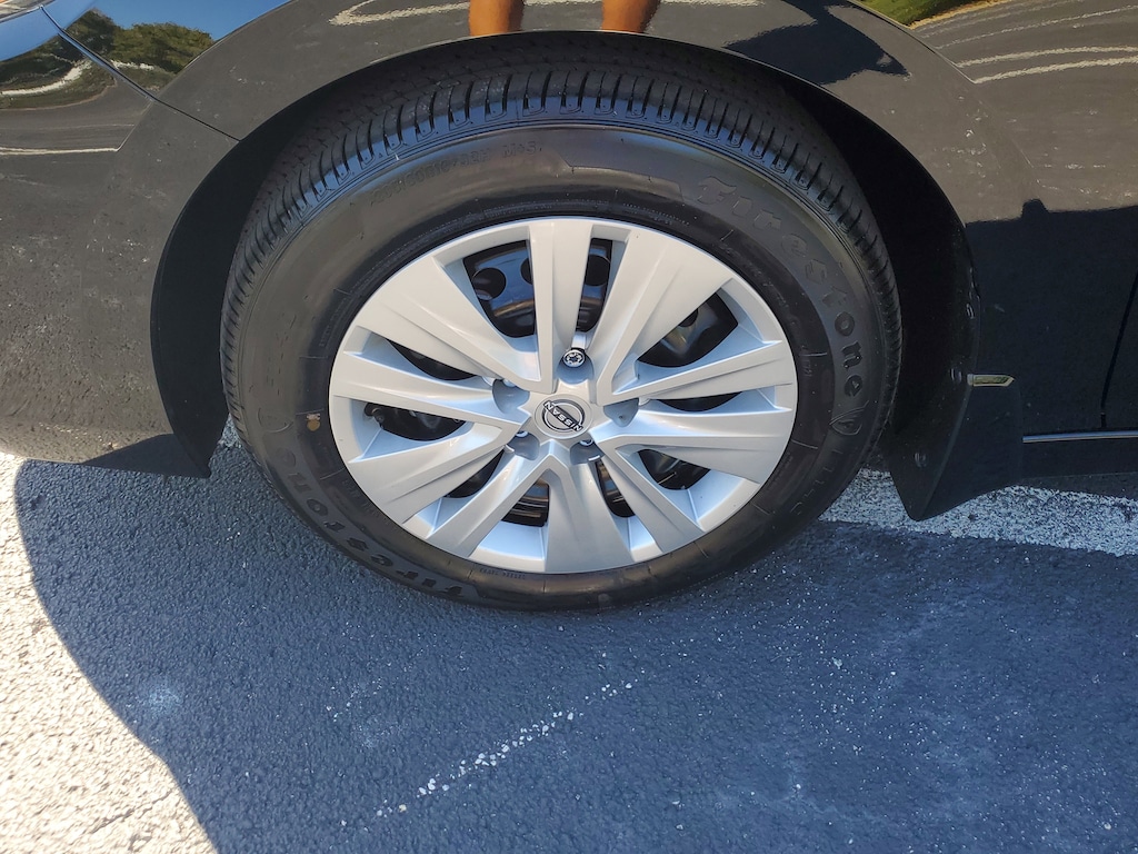 New 2025 Nissan Sentra S Sedan