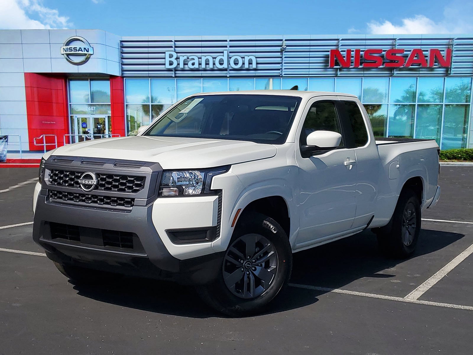 2025 Nissan Frontier SV's photo