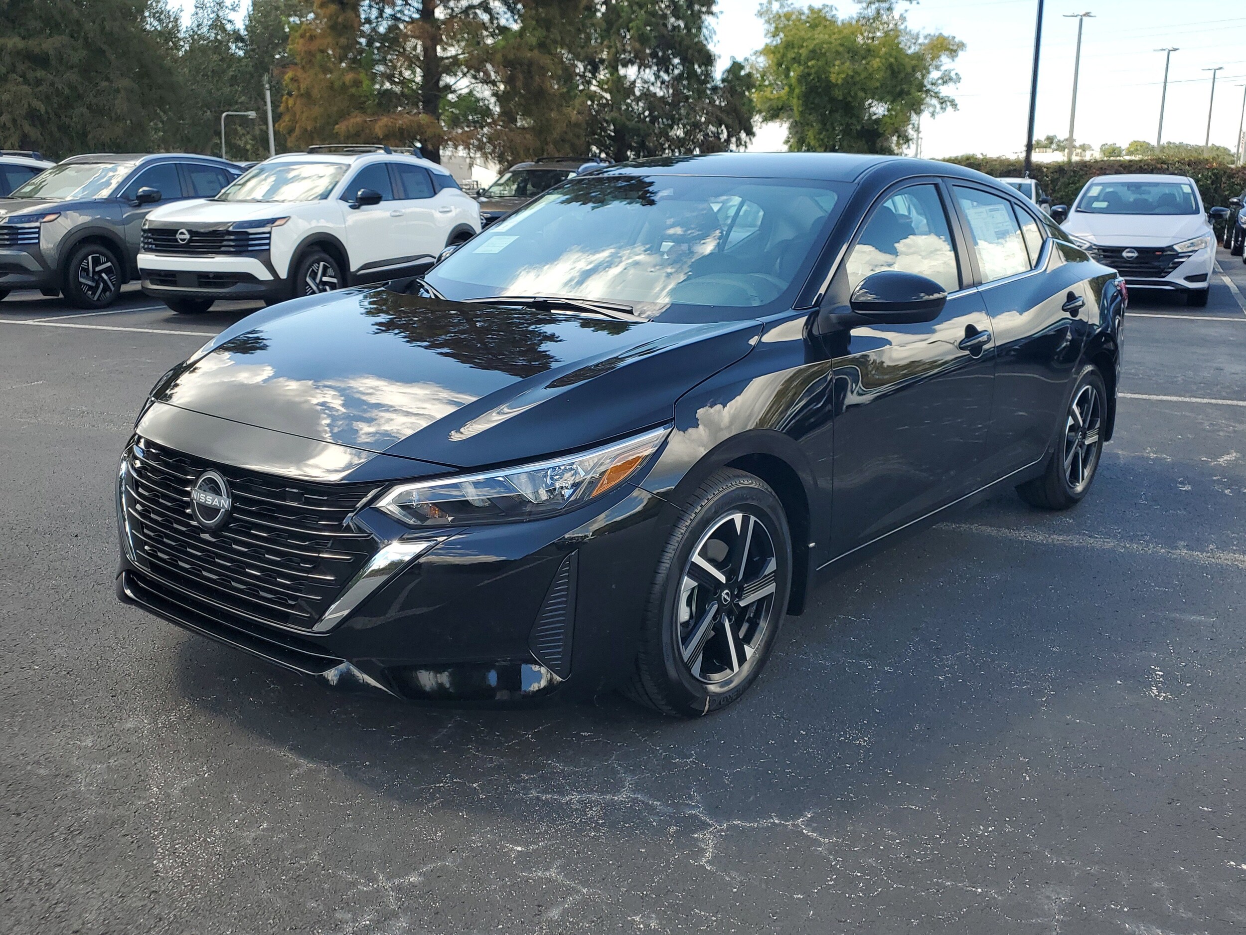 2025 Nissan Sentra SV photo 3