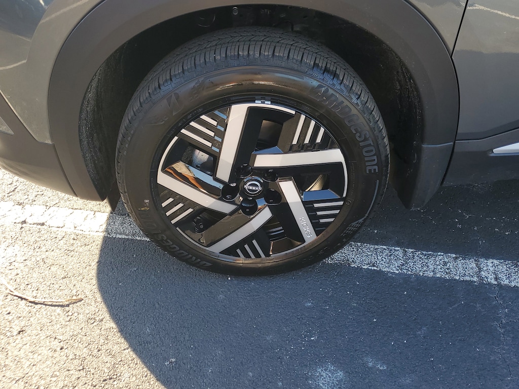 New 2026 Nissan Kicks SV SUV