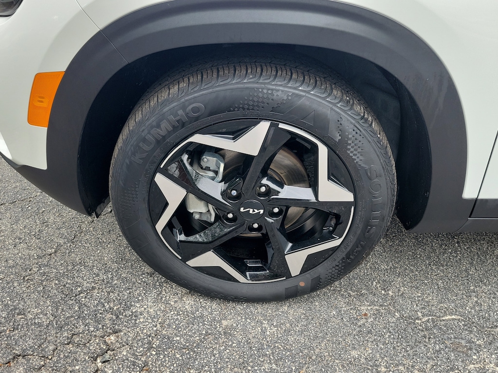 Used 2025 Kia Seltos S SUV