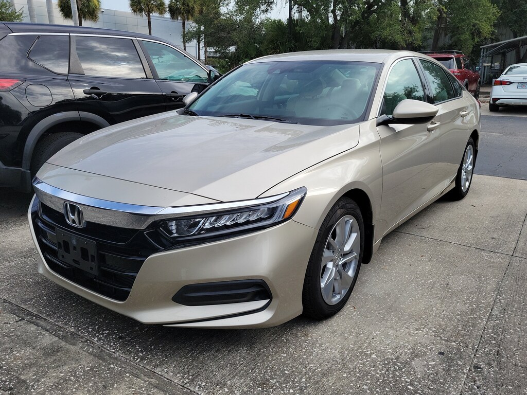 Used 2018 Honda Accord LX Sedan