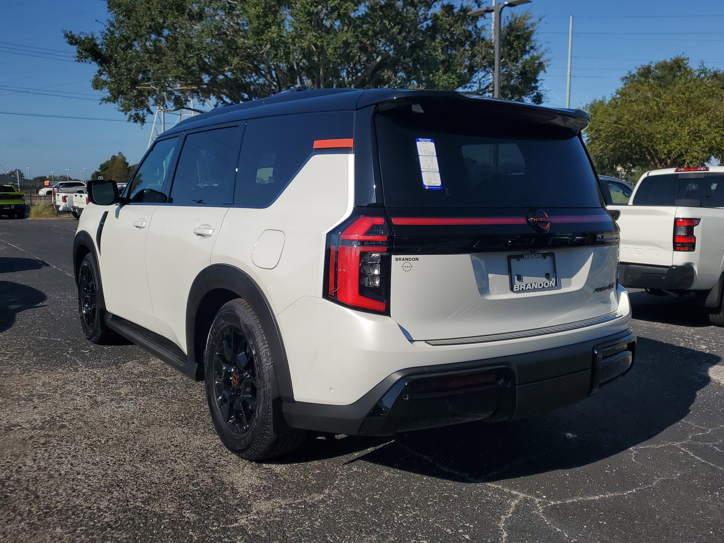 2026 Nissan Armada photo 4