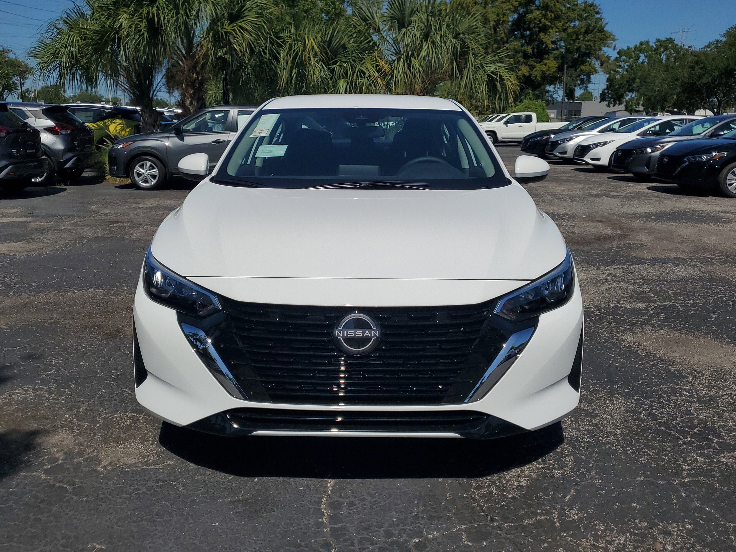 2025 Nissan Sentra SV photo 2