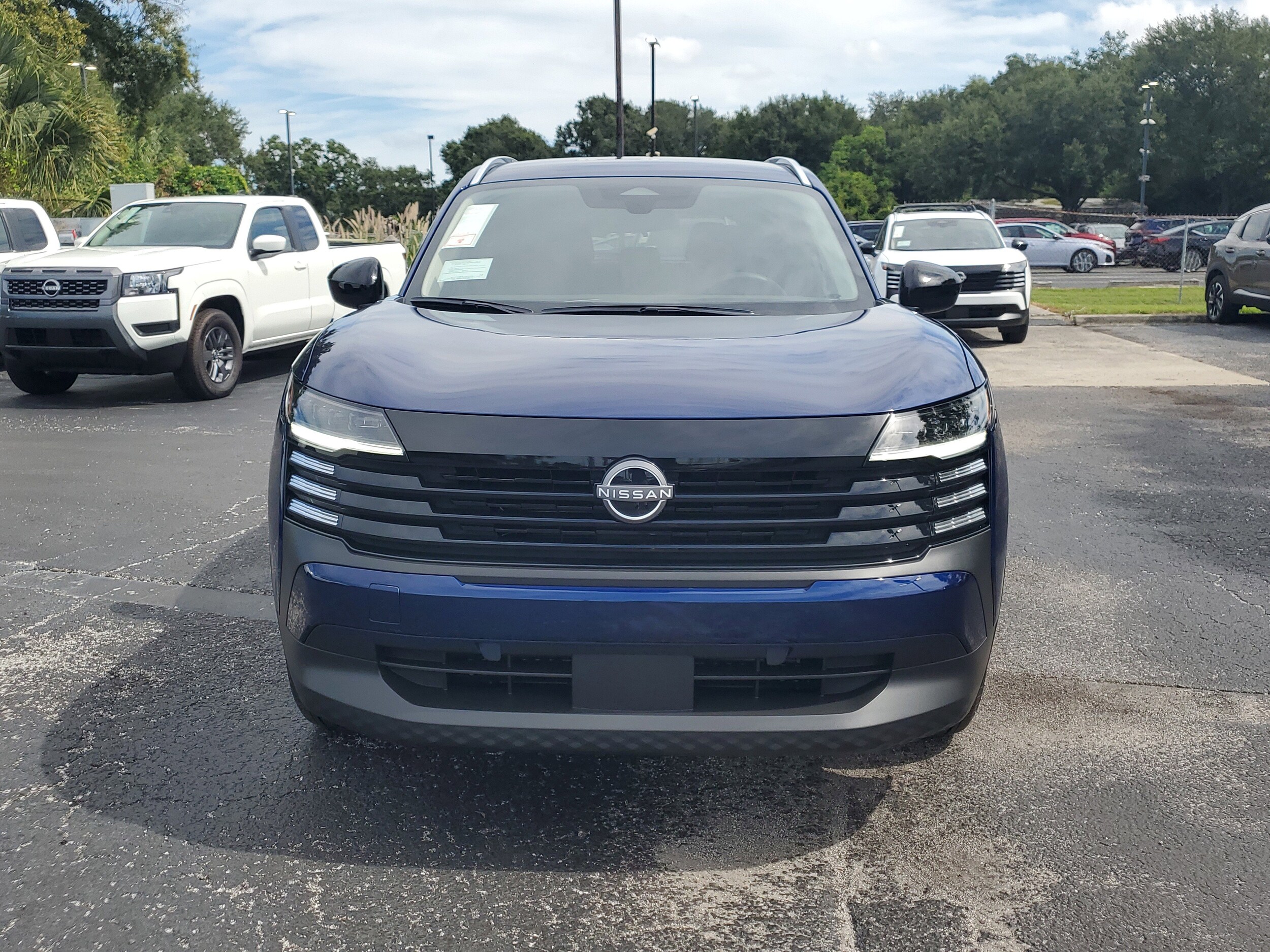 2026 Nissan Kicks SV photo 2