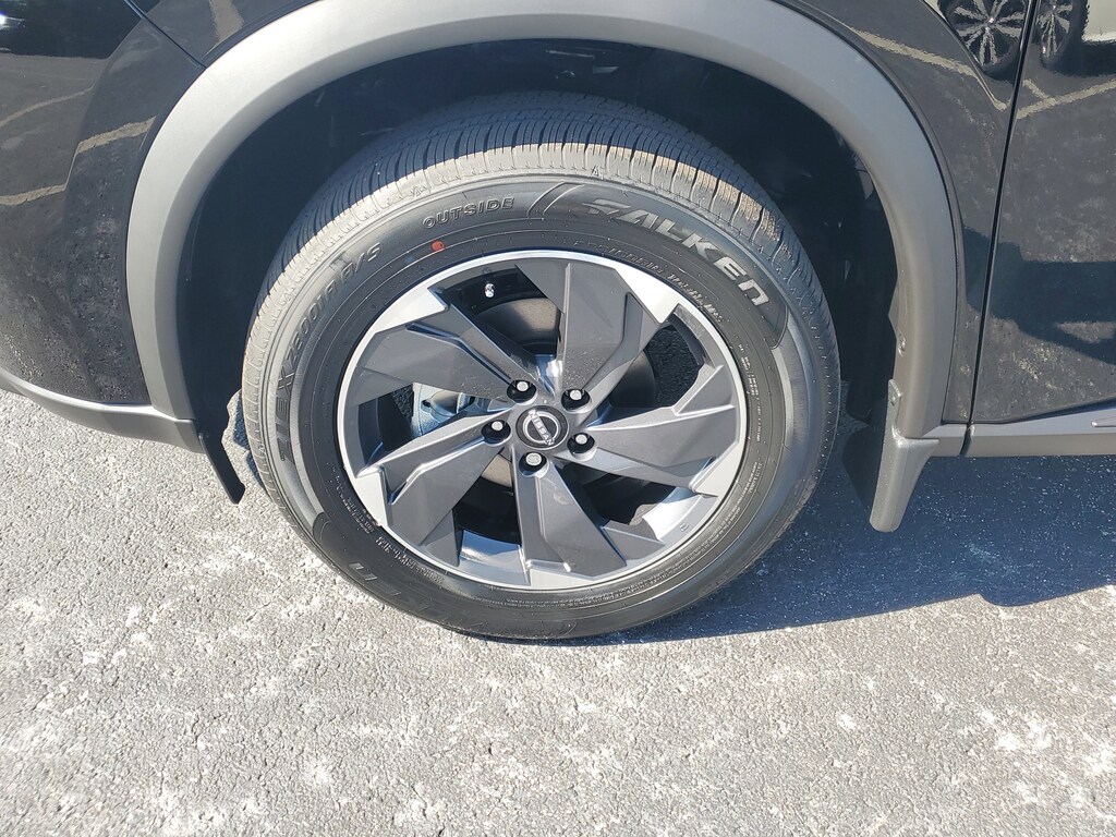 New 2026 Nissan Rogue SV SUV